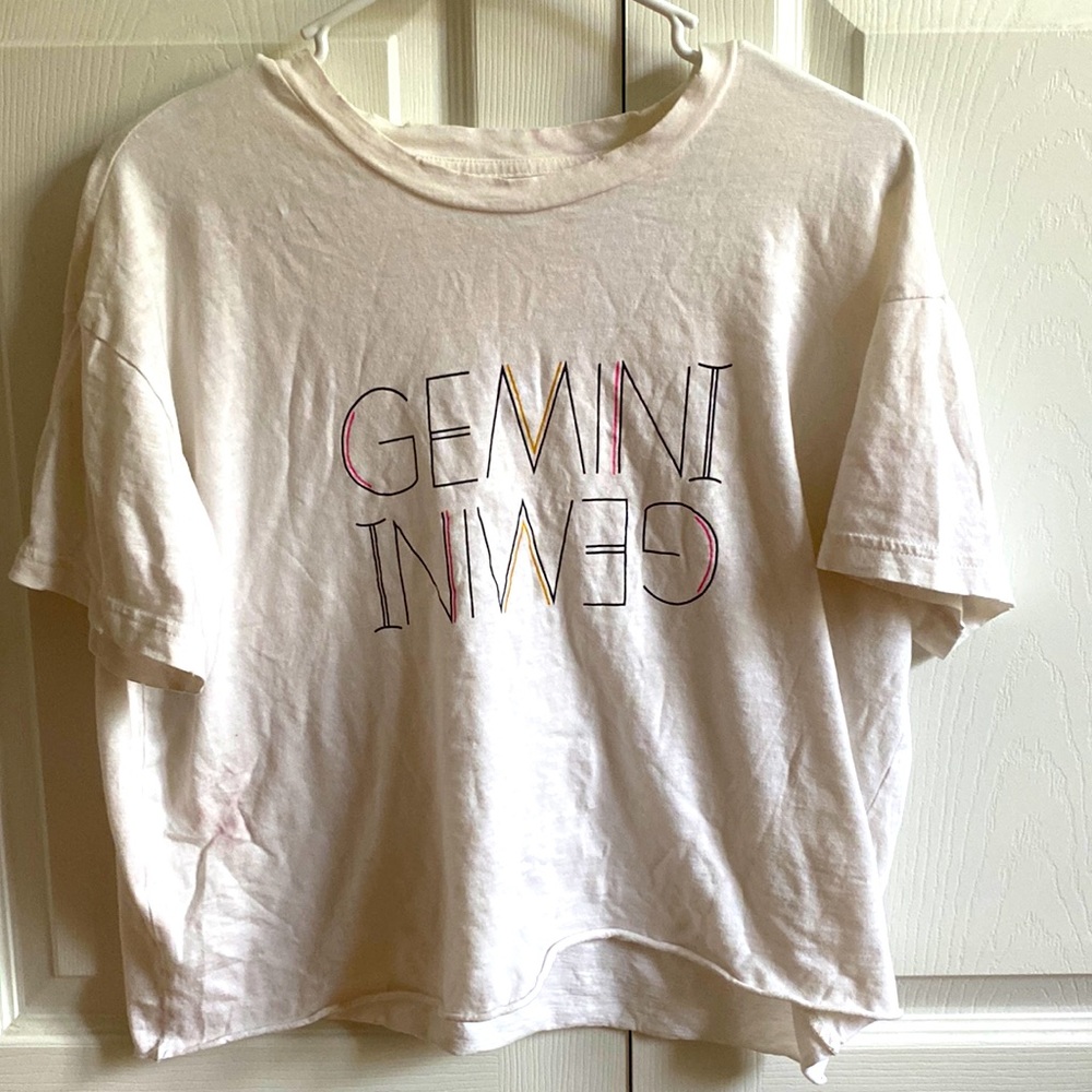 A white gemini shirt from aerie! Size xs